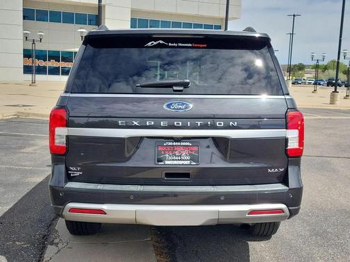 Black 2022 Ford Expedition Max XLT
