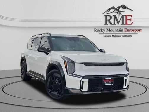 White 2024 Kia EV9 GT-Line
