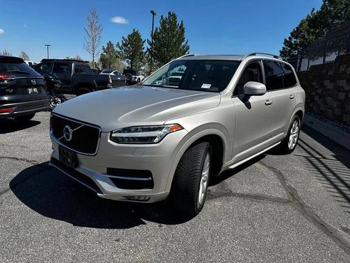 Beige 2016 Volvo XC90 T6 Momentum