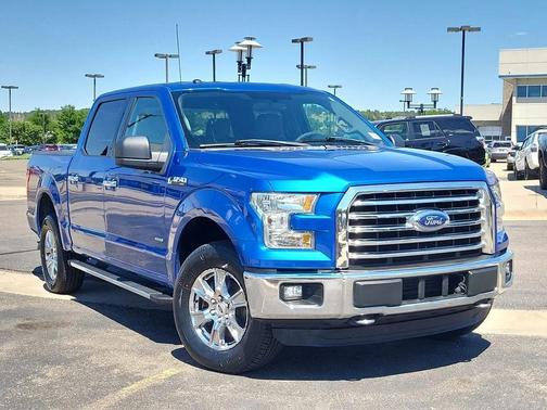 Blue 2016 Ford F-150 XLT