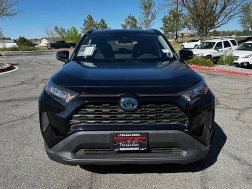 2020 Toyota RAV4 Hybrid LE