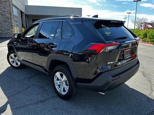 2020 Toyota RAV4 Hybrid LE
