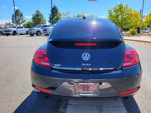 2014 Volkswagen Beetle DSG 2.0T R-Line
