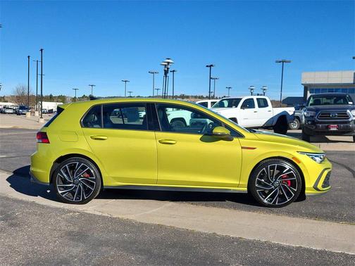 2022 Volkswagen Golf GTI 2.0T S DSG