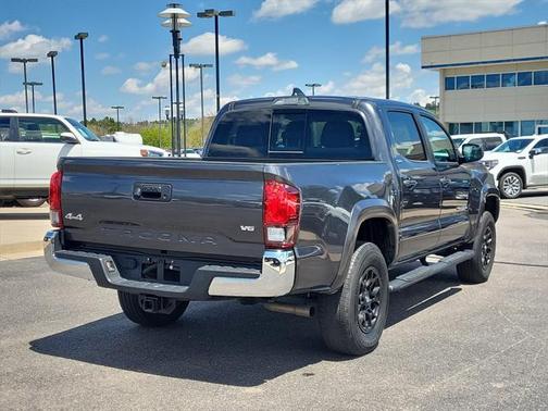 2022 Toyota Tacoma SR5