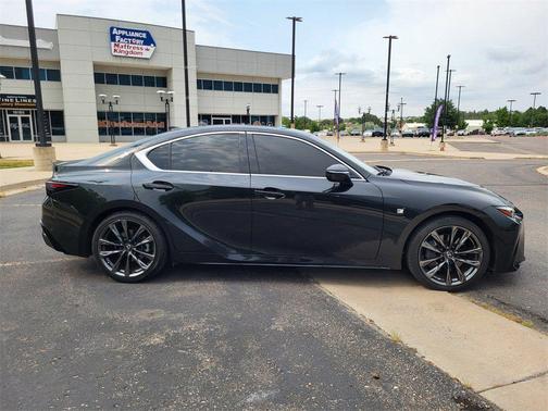 2022 Lexus IS 350 Base