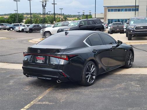 2022 Lexus IS 350 Base