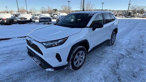 2024 Toyota RAV4 LE