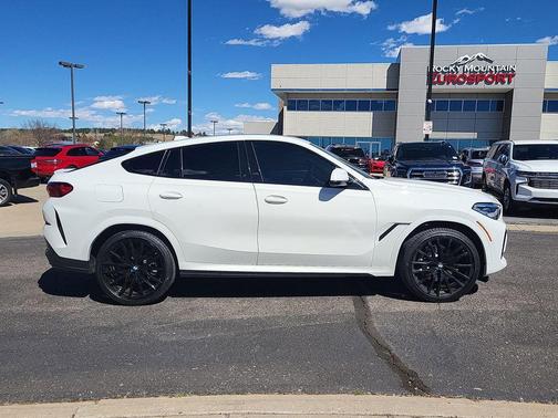 White 2023 BMW X6 xDrive40i