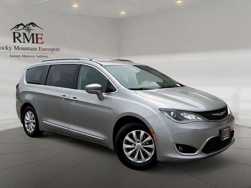 Silver 2018 Chrysler Pacifica Touring-L