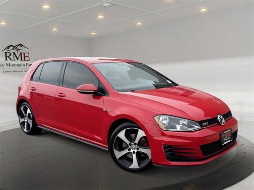 2017 Volkswagen Golf GTI 2.0T S 4-Door