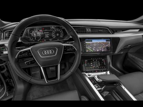 Black 2023 Audi e-tron Premiumwe