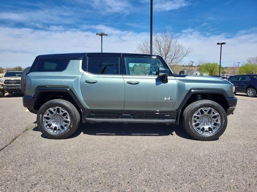 Green 2024 GMC HUMMER EV SUV 3X