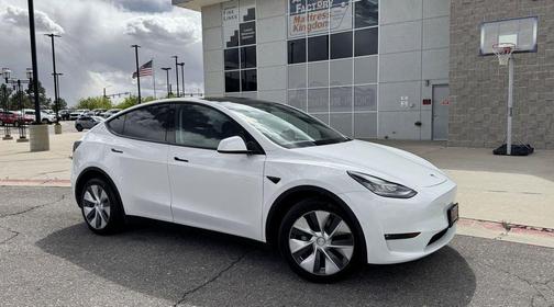 White 2021 Tesla Model Y Long Range Dual Motor All-Wheel Drive