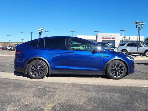 Blue 2024 Tesla Model X Long Range