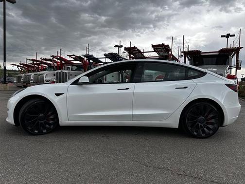 2023 Tesla Model 3 Performance