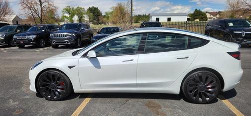 2023 Tesla Model 3 Performance