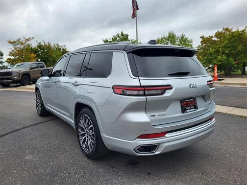 2022 Jeep Grand Cherokee L Summit Reserve