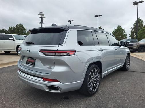 2022 Jeep Grand Cherokee L Summit Reserve