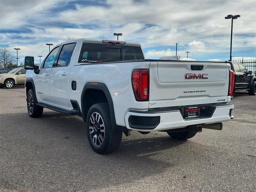 2021 GMC Sierra 2500 AT4