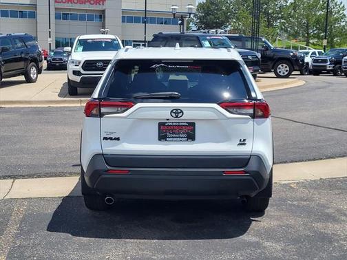2023 Toyota RAV4 LE