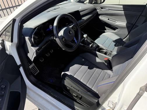 2023 Volkswagen Golf R 2.0T Manual