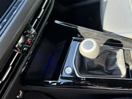 2023 Volkswagen Golf R 2.0T Manual