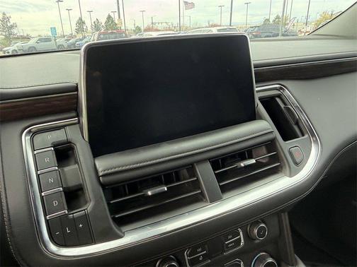 2021 Chevrolet Suburban 4WD High Country