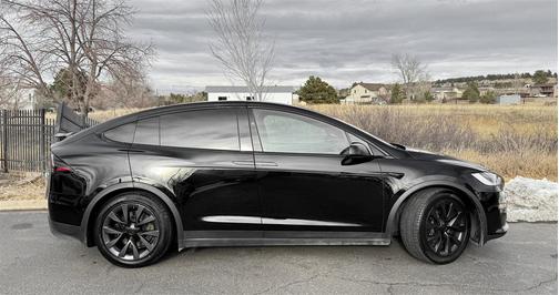 2022 Tesla Model X Dual Motor All-Wheel Drive