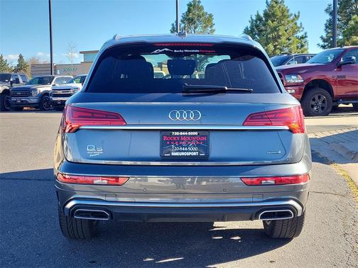 2022 Audi Q5 45 S line Premium