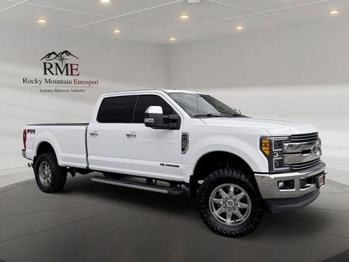 White 2017 Ford F-350 Lariat