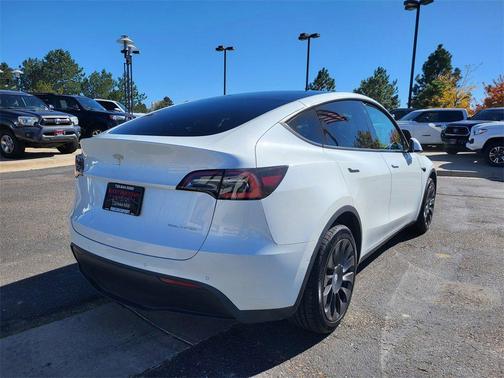 2021 Tesla Model Y Long Range Dual Motor All-Wheel Drive