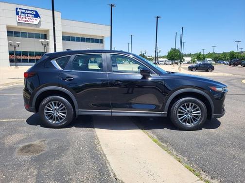 2017 Mazda CX-5 Sport