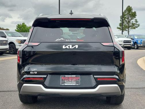 Black 2025 Kia EV9 Land