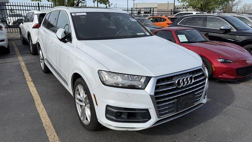 White 2018 Audi Q7 3.0T Prestige