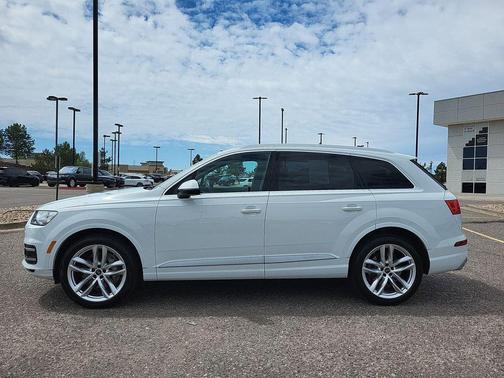 White 2018 Audi Q7 3.0T Prestige
