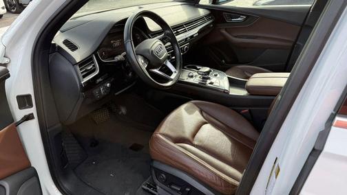 White 2018 Audi Q7 3.0T Prestige
