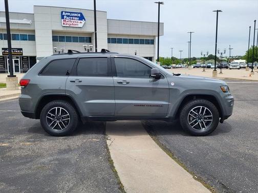 2020 Jeep Grand Cherokee Trailhawk