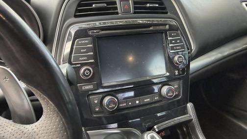 Black 2018 Nissan Maxima 3.5 SR