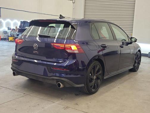 2023 Volkswagen Golf GTI 2.0T SE DSG