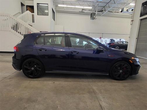 2023 Volkswagen Golf GTI 2.0T SE DSG