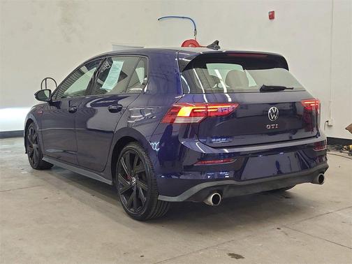 2023 Volkswagen Golf GTI 2.0T SE DSG