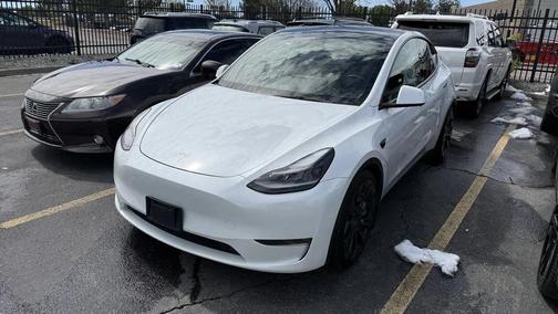 White 2022 Tesla Model Y Performance Dual Motor All-Wheel Drive