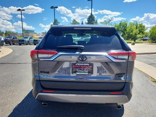 2020 Toyota RAV4 Limited