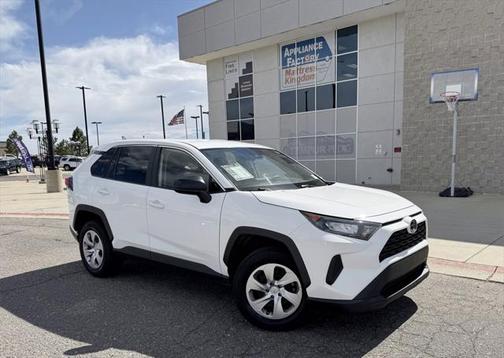 2022 Toyota RAV4 LE
