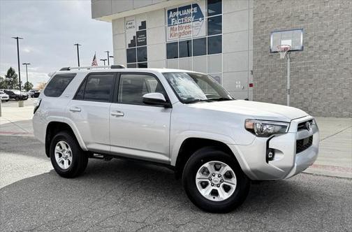 2024 Toyota 4Runner SR5
