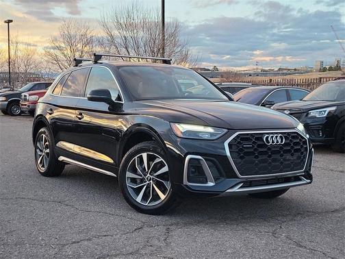 2022 Audi Q5 45 S line Premium Plus