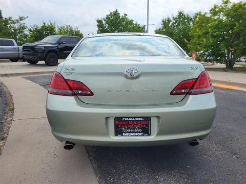 2008 Toyota Avalon XL
