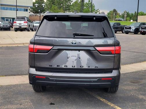 2024 Toyota Sequoia SR5
