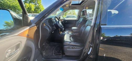 Black 2011 INFINITI QX56 Base